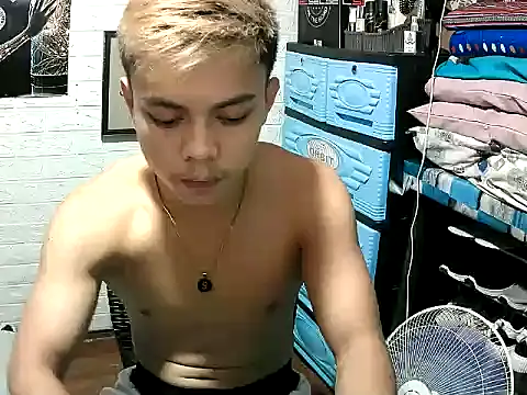 Pinoy slutcummer69 online show from 14, 11, 2025