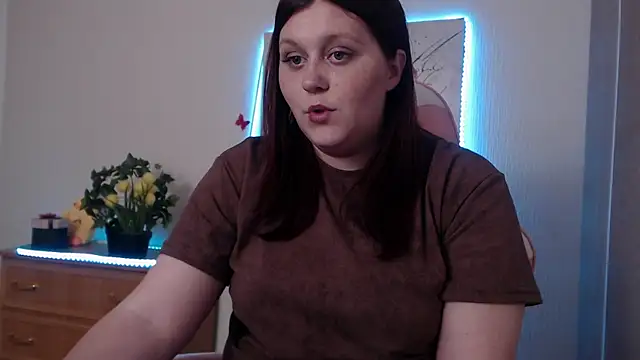 Snapshot of Alisawoods_ chatting on 6, 5, 2026 Alisawoods online show from 6, 5, 2026