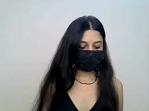 Snapshot of GUDIYA_BAB chatting on 9, 9, 2025 GUDIYA BAB online show from 9, 9, 2025