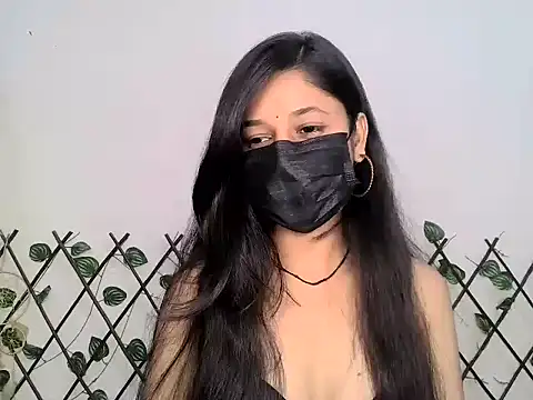 Snapshot of GUDIYA_BAB chatting on 12, 10, 2025 GUDIYA BAB online show from 12, 10, 2025