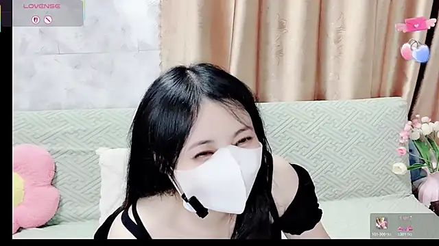 phuongnhi  online show from 23, 2, 2026