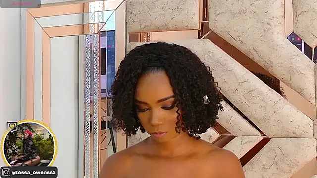 Snapshot of Tessa_Owenss chatting on 1, 4, 2026 Tessa Owenss online show from 1, 4, 2026