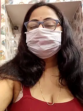 Snapshot of nisha_1110 chatting on 13, 4, 2026 nisha 1110 online show from 13, 4, 2026