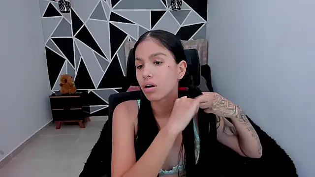 Snapshot of valeria-duarte chatting on 15, 1, 2026 valeria-duarte online show from 15, 1, 2026