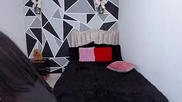 Snapshot of valeria-duarte chatting on 18, 1, 2026 valeria-duarte online show from 18, 1, 2026