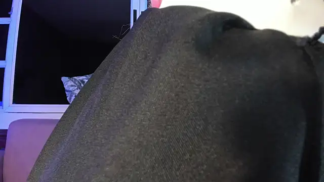 Snapshot of harimoon1 chatting on 3, 11, 2025 harimoon1 online show from 3, 11, 2025