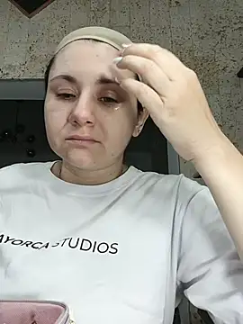 Snapshot of harimoon1 chatting on 19, 11, 2025 harimoon1 online show from 19, 11, 2025