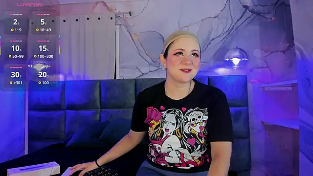 Snapshot of harimoon1 chatting on 24, 11, 2025 harimoon1 online show from 24, 11, 2025