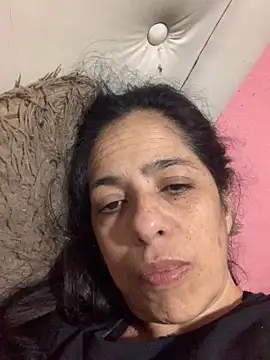 Luna Velvett online show from 15, 4, 2026