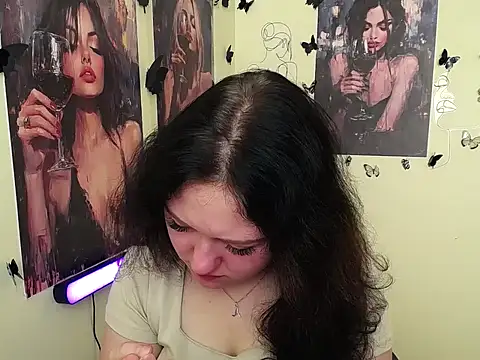 Snapshot of LadyAlice_ chatting on 11, 9, 2025 LadyAlice  online show from 11, 9, 2025