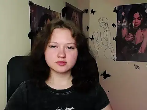 LadyAlice  online show from 16, 6, 2026