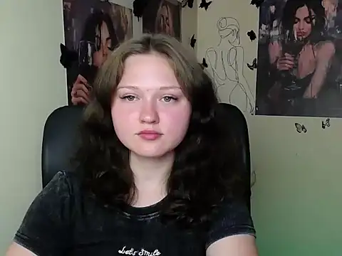 LadyAlice  online show from 6, 7, 2026