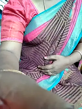 Snapshot of lolida69thamil chatting on 3, 10, 2025 lolida69thamil online show from 3, 10, 2025