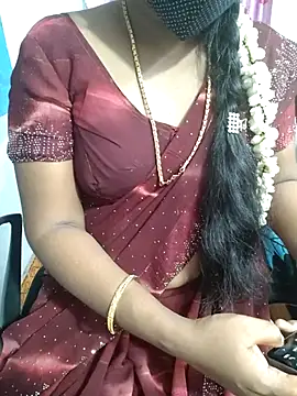 Snapshot of lolida69thamil chatting on 8, 4, 2026 lolida69thamil online show from 8, 4, 2026