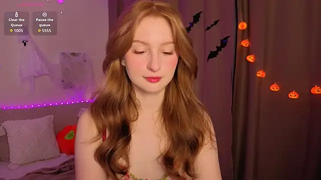 Betty Twinkle online show from 29, 10, 2025