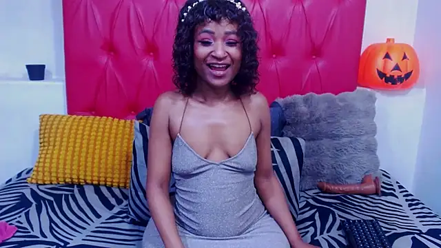 Snapshot of GoldenBigAssCurvy chatting on 22, 4, 2026 GoldenBigAssCurvy online show from 22, 4, 2026