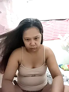 Snapshot of Darkbeuaty_26 chatting on 6, 11, 2025 Darkbeuaty 26 online show from 6, 11, 2025
