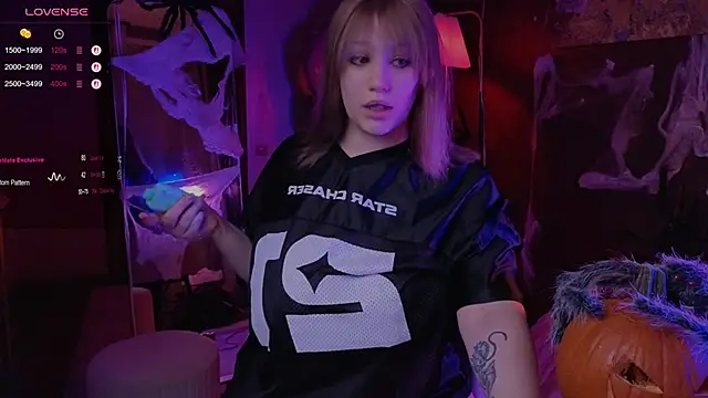 Morvelyn online show from 27, 10, 2025