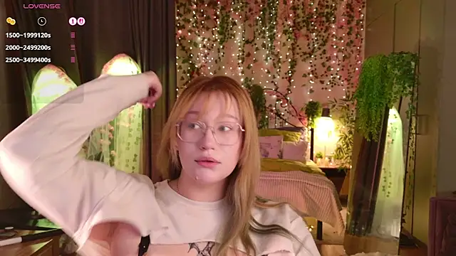 Snapshot of Morvelyn chatting on 16, 3, 2026 Morvelyn online show from 16, 3, 2026