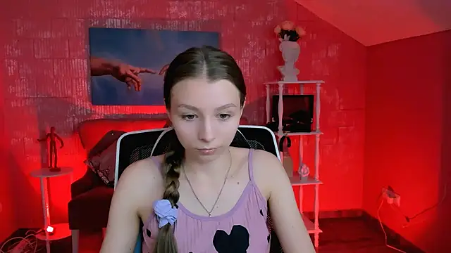 JulieDaniel online show from 5, 3, 2026