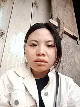 Snapshot of qtphaii chatting on 29, 4, 2026 qtphaii online show from 29, 4, 2026