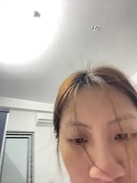 Snapshot of Lil-Gi chatting on 9, 4, 2026 Lil-Gi online show from 9, 4, 2026