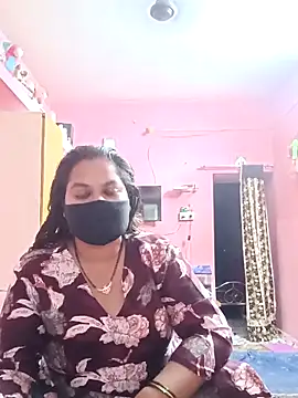 Snapshot of biggbobbsgirl chatting on 3, 3, 2026 biggbobbsgirl online show from 3, 3, 2026