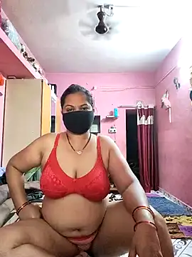 Snapshot of biggbobbsgirl chatting on 1, 4, 2026 biggbobbsgirl online show from 1, 4, 2026