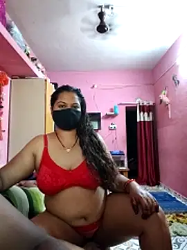 Snapshot of biggbobbsgirl chatting on 4, 4, 2026 biggbobbsgirl online show from 4, 4, 2026