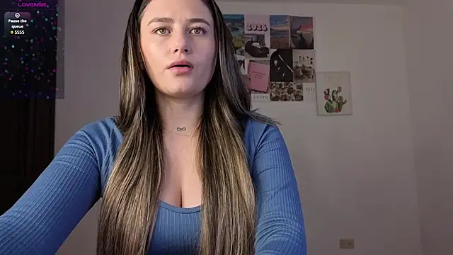Snapshot of Veronika__Winslow_ chatting on 2, 6, 2026 Veronika Winslow online show from 2, 6, 2026