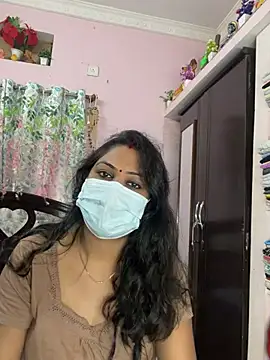 Snapshot of Lovlycouple1 chatting on 13, 2, 2026 Lovlycouple1 online show from 13, 2, 2026