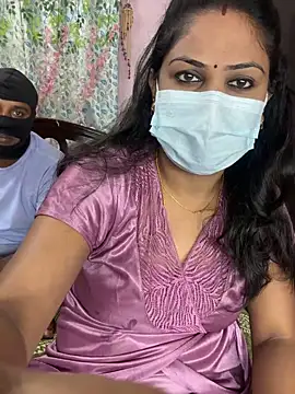 Snapshot of Lovlycouple1 chatting on 6, 4, 2026 Lovlycouple1 online show from 6, 4, 2026