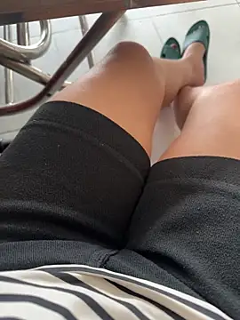 Snapshot of sharon-Hanna chatting on 27, 9, 2025 sharon-Hanna online show from 27, 9, 2025