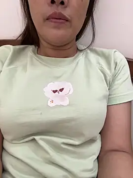 Snapshot of sharon-Hanna chatting on 1, 11, 2025 sharon-Hanna online show from 1, 11, 2025