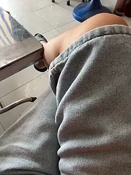 Snapshot of sharon-Hanna chatting on 21, 11, 2025 sharon-Hanna online show from 21, 11, 2025