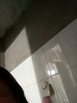 Snapshot of Bianly chatting on 17, 4, 2026 Bianly online show from 17, 4, 2026