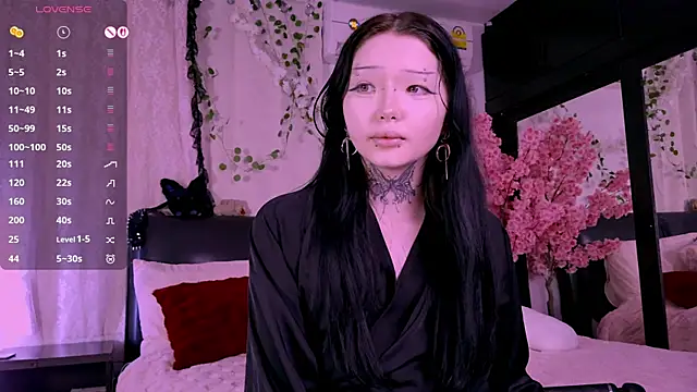 Lein Bone online show from 1, 11, 2025