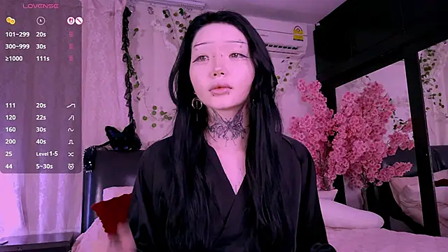 Lein Bone online show from 3, 11, 2025