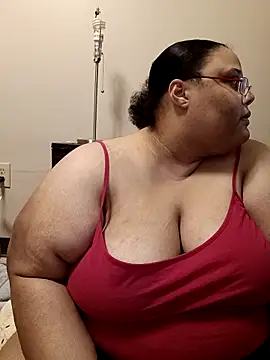 Snapshot of SexyBBW10790 chatting on 28, 9, 2025 SexyBBW10790 online show from 28, 9, 2025