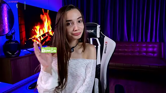 laxyflaxyy online show from 3, 10, 2025