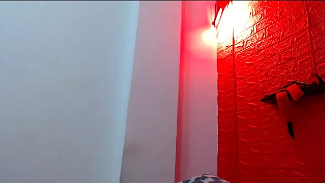 Snapshot of bdsmforever18 chatting on 4, 11, 2025 bdsmforever18 online show from 4, 11, 2025