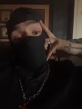 Snapshot of Shankortiz chatting on 5, 12, 2025 Shankortiz online show from 5, 12, 2025