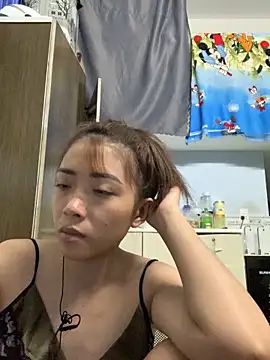 Snapshot of Minee1202 chatting on 5, 3, 2026 Minee1202 online show from 5, 3, 2026