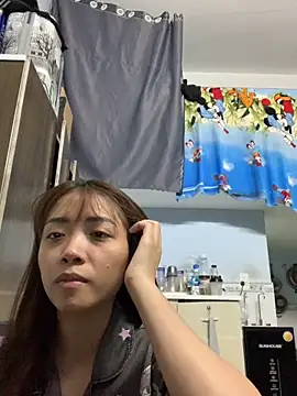 Snapshot of Minee1202 chatting on 13, 3, 2026 Minee1202 online show from 13, 3, 2026