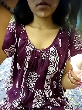Snapshot of Snaya-baby chatting on 8, 5, 2026 Snaya-baby online show from 8, 5, 2026