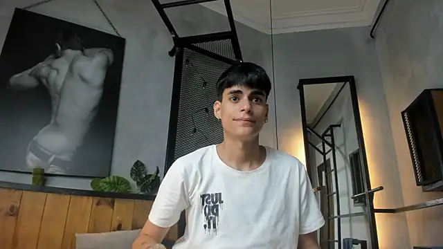 Dani mc1 online show from 24, 9, 2025