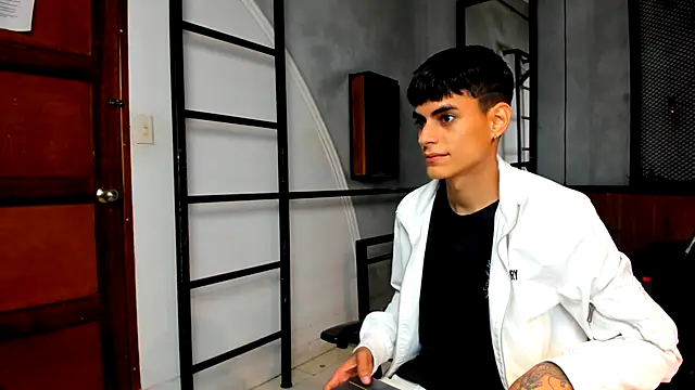 Dani mc1 online show from 12, 10, 2025