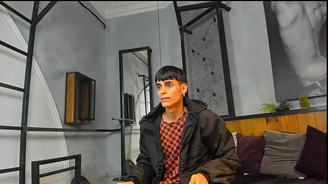 Dani mc1 online show from 18, 11, 2025