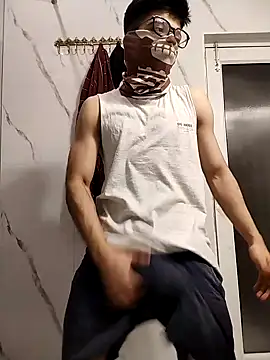 Snapshot of mrmasseur06 chatting on 1, 4, 2026 mrmasseur06 online show from 1, 4, 2026