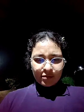 Snapshot of Lily-o chatting on 10, 11, 2025 Lily-o online show from 10, 11, 2025